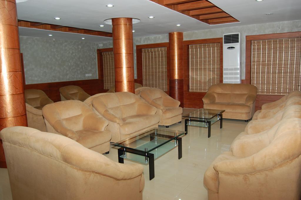 Hotel Kpm Regency Palakkad Exteriér fotografie