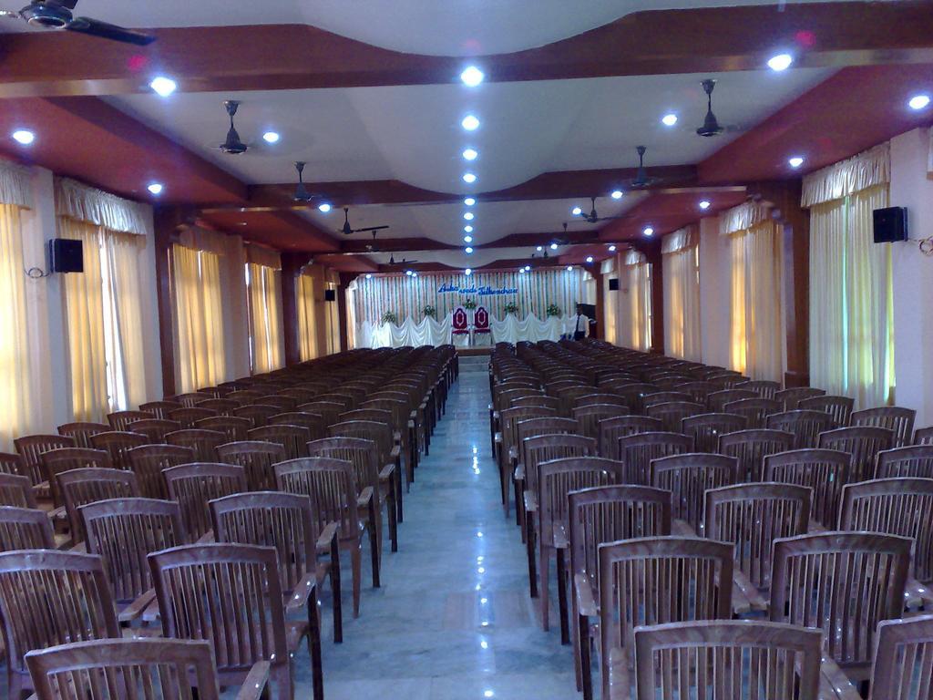 Hotel Kpm Regency Palakkad Exteriér fotografie
